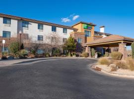 Holiday Inn Express & Suites St George North - Zion, an IHG Hotel，位于华盛顿的酒店