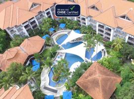 巴厘岛沙努尔普莱姆广场套房酒店，位于沙努尔的度假村