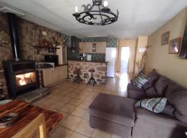 Casa Rural El Olmo，位于Alobras的酒店