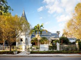 The Robertson Small Hotel and Spa by The Living Journey Collection，位于罗伯森的酒店