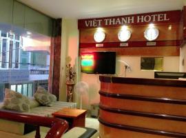 Viet Thanh Hotel，位于下龙湾的酒店