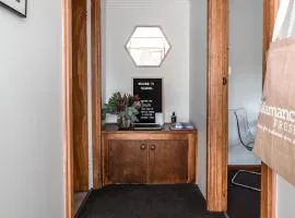 Ms Sophia's Studio Apartment