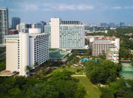 Shangri-La Singapore，位于新加坡正面看台购物中心附近的酒店
