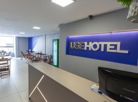 USEHOTEL - A uma quadra do complexo hospitalar Santa Casa，位于阿雷格里港的公寓式酒店