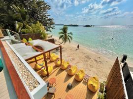 The Stay Chaweng Beach Resort- SHA Plus，位于查汶的家庭/亲子酒店