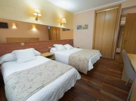 王室酒店，位于托雷拉韦加的酒店