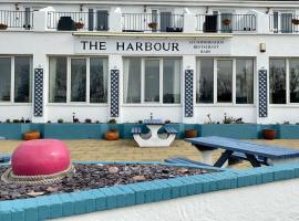 The Harbour Bar & Bistro，位于塞米斯湾的酒店