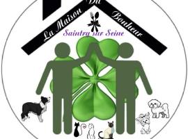 博纳尔公馆民宿，位于Saintry-sur-Seine的酒店