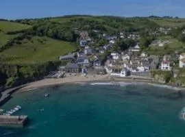 Top Deck - Ancient Fishing Village - Near to the Beach!