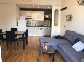 Vittel, Appt 55 m2, en face du parc Thermal，位于维泰勒的酒店