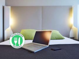 尚贝里钟楼酒店，位于尚贝里的酒店