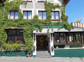 Garni-Hotel-Schäfer，位于Schuld的酒店