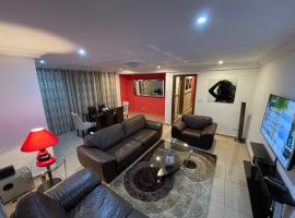 Homestay Appartement 2 chambres，位于雅温得的酒店