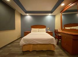 圣地亚哥酒店，位于墨西哥城的酒店