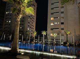 奥林匹克豪华公寓式酒店，位于利马索尔的酒店