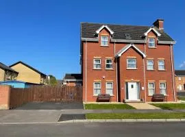 Luxury Portrush Holiday Homes - The Grove, Portrush Sleeps 14 - 6 bedrooms