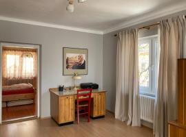 Baeckerei Mueller - große Unterkunft mit mid century Charme, zentral, sehr gut für Familien, privat, Stadt&Natur, Café im Haus，位于海登赖希施泰因的酒店