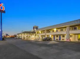 Motel 6-North Ridgeville, OH - Cleveland Intl Airport - N Ridgeville