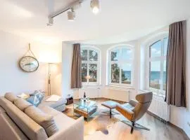 Villa Glückspilz by Schewe