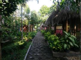 Lombok Sunset Hideaway，位于Lembar的旅馆
