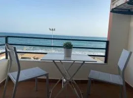 Maravilloso apartamento en primera linea de playa con vistas al mar en Caleta de Vélez 2 D