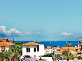 Semi-detached villa sea views, huge terrace, close beach