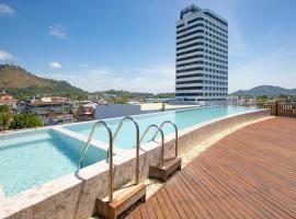 EcoLoft Hotel - SHA Plus，位于普吉镇的酒店