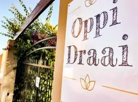Oppi Draai Guesthouse