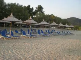 Eleni Rooms Develiki