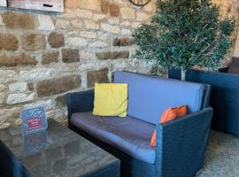 La tour de crecy，位于Crécy-sur-Serre的酒店