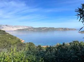 Punta Est - Trilo LENTISCHIO Giardino a 300m Mare