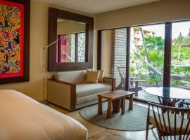 Hotel Xcaret Arte - All Parks All Fun Inclusive - Adults Only，位于普拉亚卡门的低价酒店