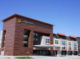 La Quinta Inn & Suites by Wyndham Littleton-Red Rocks
