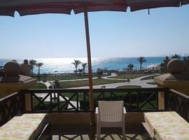Lazorde bay Sidi Abd El Rahman لازوردى باى apartment，位于阿莱曼的酒店