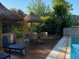 La Bastide Aixoise avec piscine et jacuzzi privé