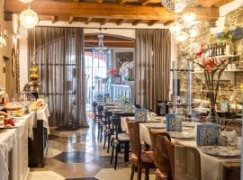 Angiolina's Farm，位于莱万托的带泳池的酒店