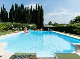 One bedroom villa with shared pool enclosed garden and wifi at Pisa