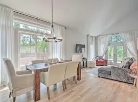 Chic Grants Pass Home - 1 Mi to Drinks and Dining!
