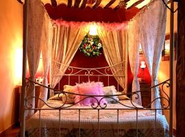 Getaway to Cuenca at La Quinta de Malu，位于Valeria的酒店