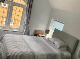 The Red Lion Longwick, Princes Risborough HP27 9SG，位于里斯伯勒王子城的酒店