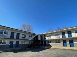 Tinton Falls NJ Neptune，位于廷顿瀑布的酒店