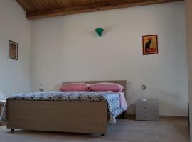 Residence Fra’ Michele，位于Monforte San Giorgio的旅馆