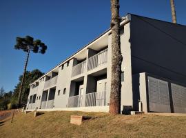 Winter Garden - Guest House - Campos Do Jordão，位于坎波斯杜若尔当的酒店