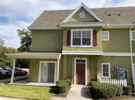 Venetian Bay Villa 4 Bedroom Townhouse - Near Disney，位于基西米的酒店