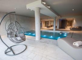 Hotel Horizon Wellness & Spa Resort - Best Western Signature Collection，位于瓦雷泽的酒店