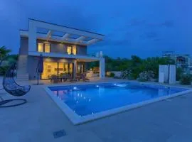 Villa QUADRA with heated pool