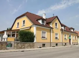 Gästehaus Fischer Rohrendorf