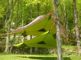 D'tente sky lodge，位于Massat的豪华帐篷