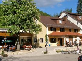 Landgasthof Zum Wolfsberg，位于迪特福特的酒店