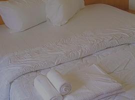 Talking Drum Apartments and Hotel，位于Ogbomoso的酒店
